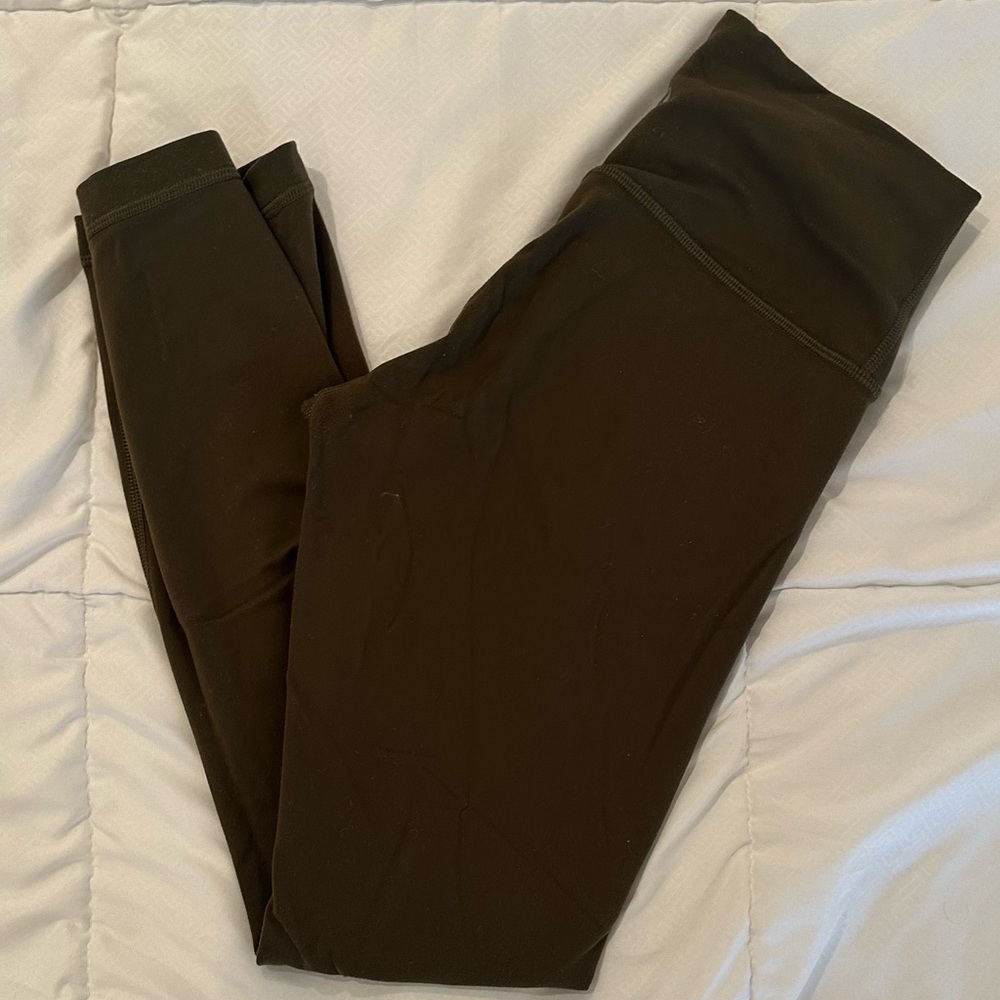 Olive Lululemon Leggings 7/8 size 6